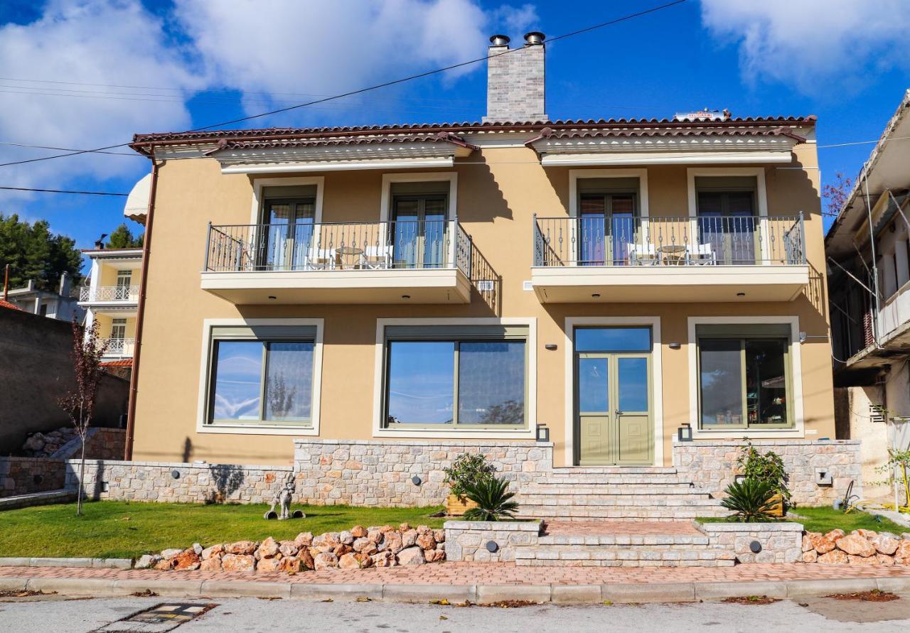 East & West Seaside Apartments Gialtra Exterior photo